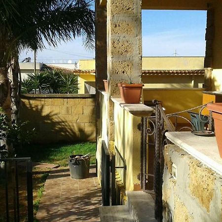 Girasole Casa de hóspedes Terrasini Exterior foto