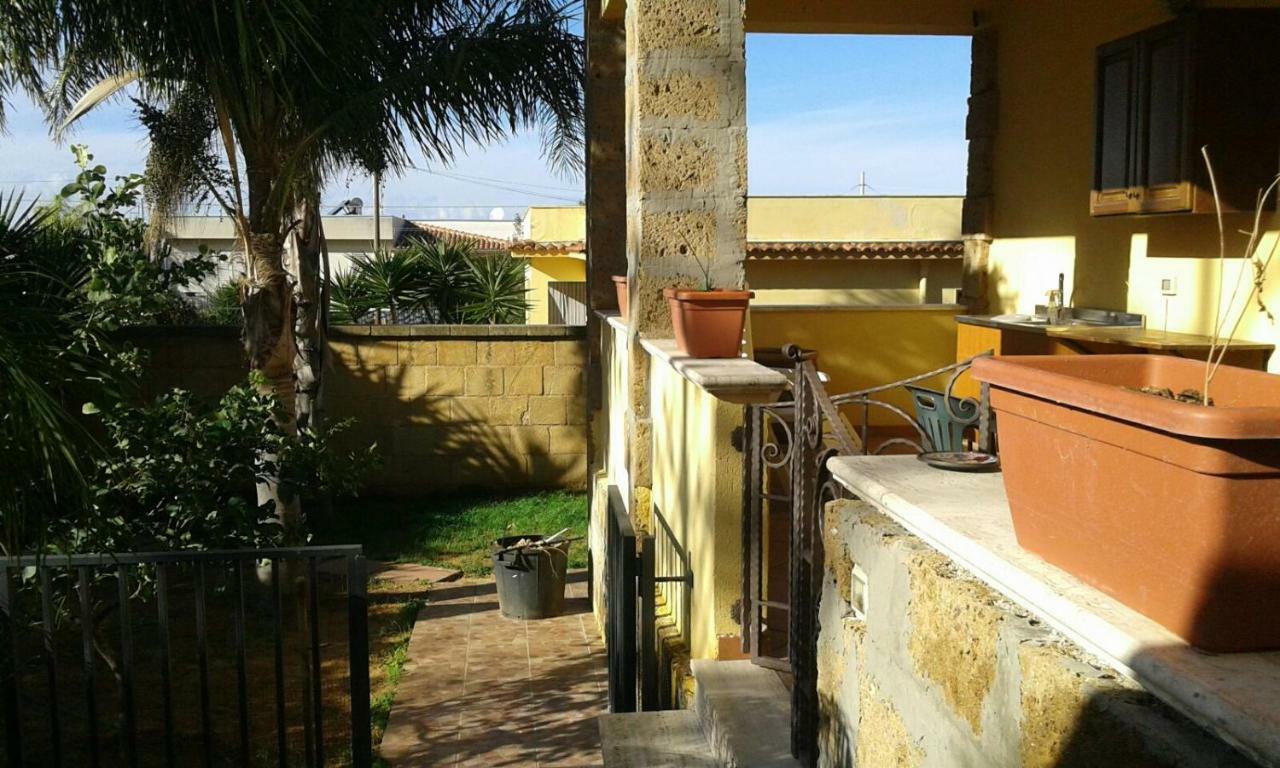 Girasole Casa de hóspedes Terrasini Exterior foto