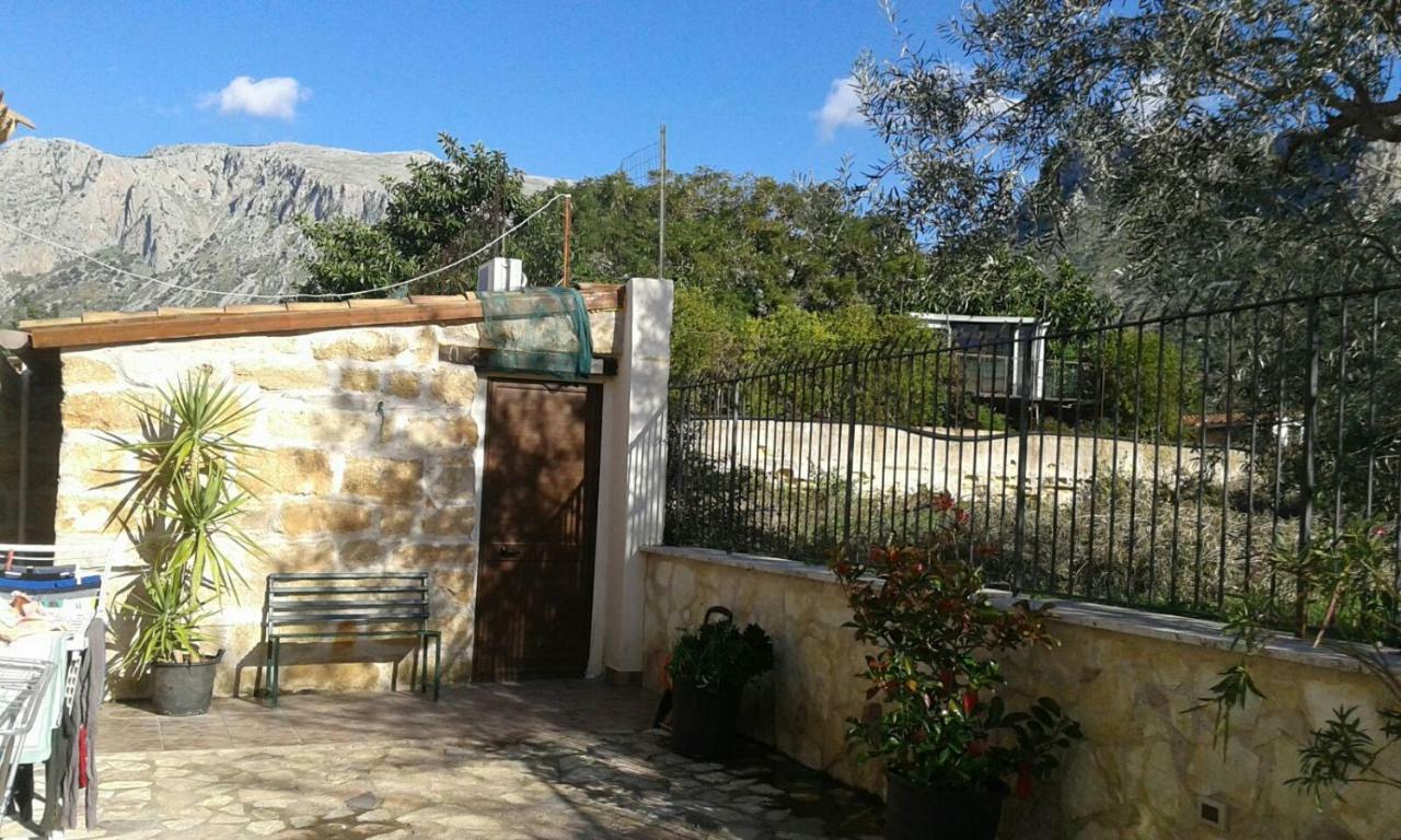 Girasole Casa de hóspedes Terrasini Exterior foto